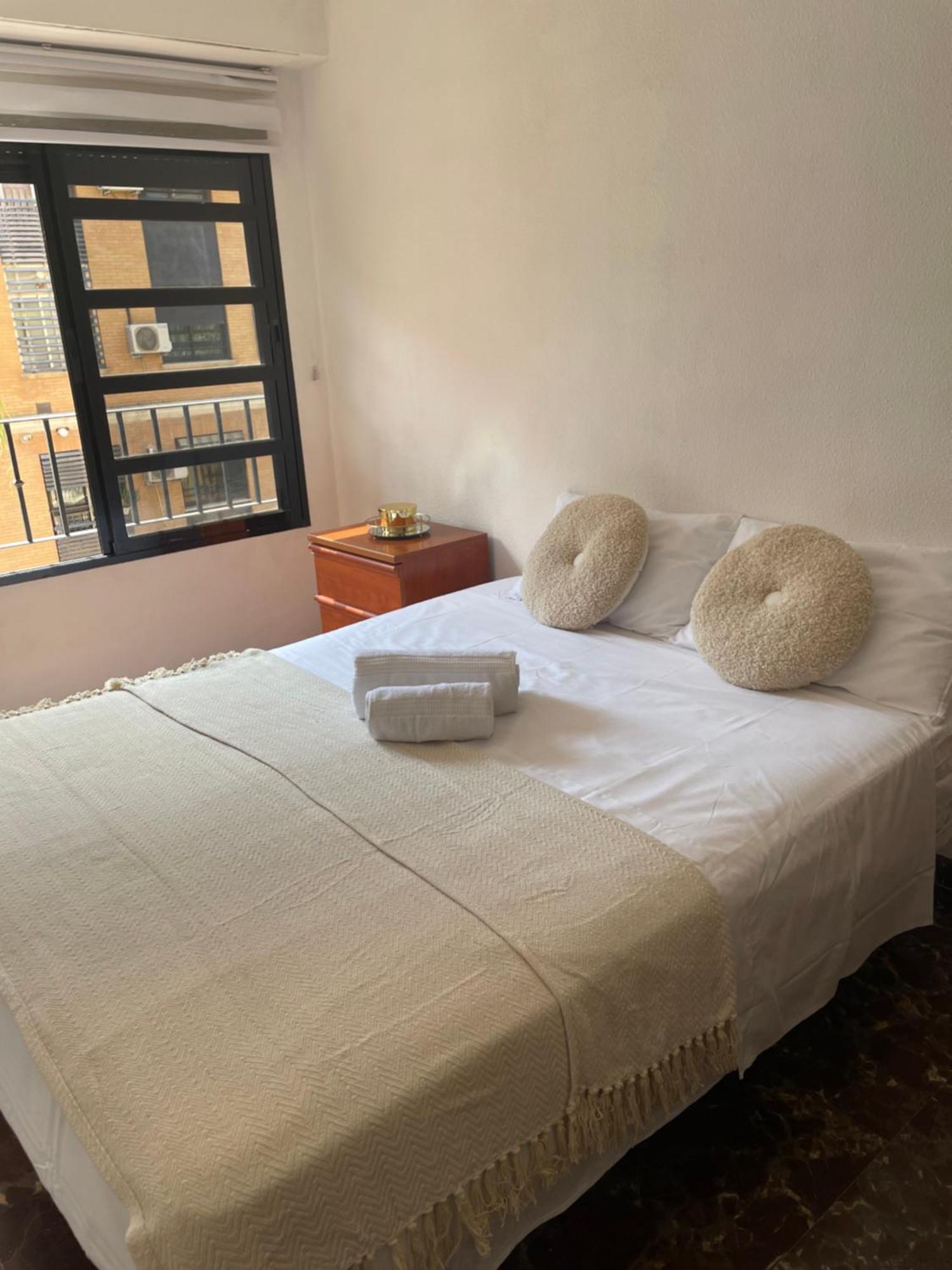 Apartamento Habitacion Cerca Del Centro De Valencia Exterior foto
